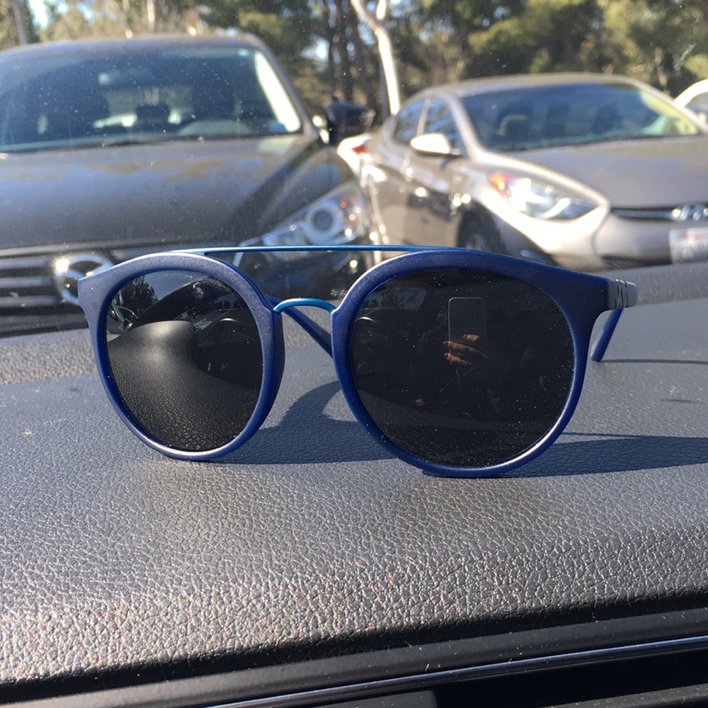Burberry retro sunglasses